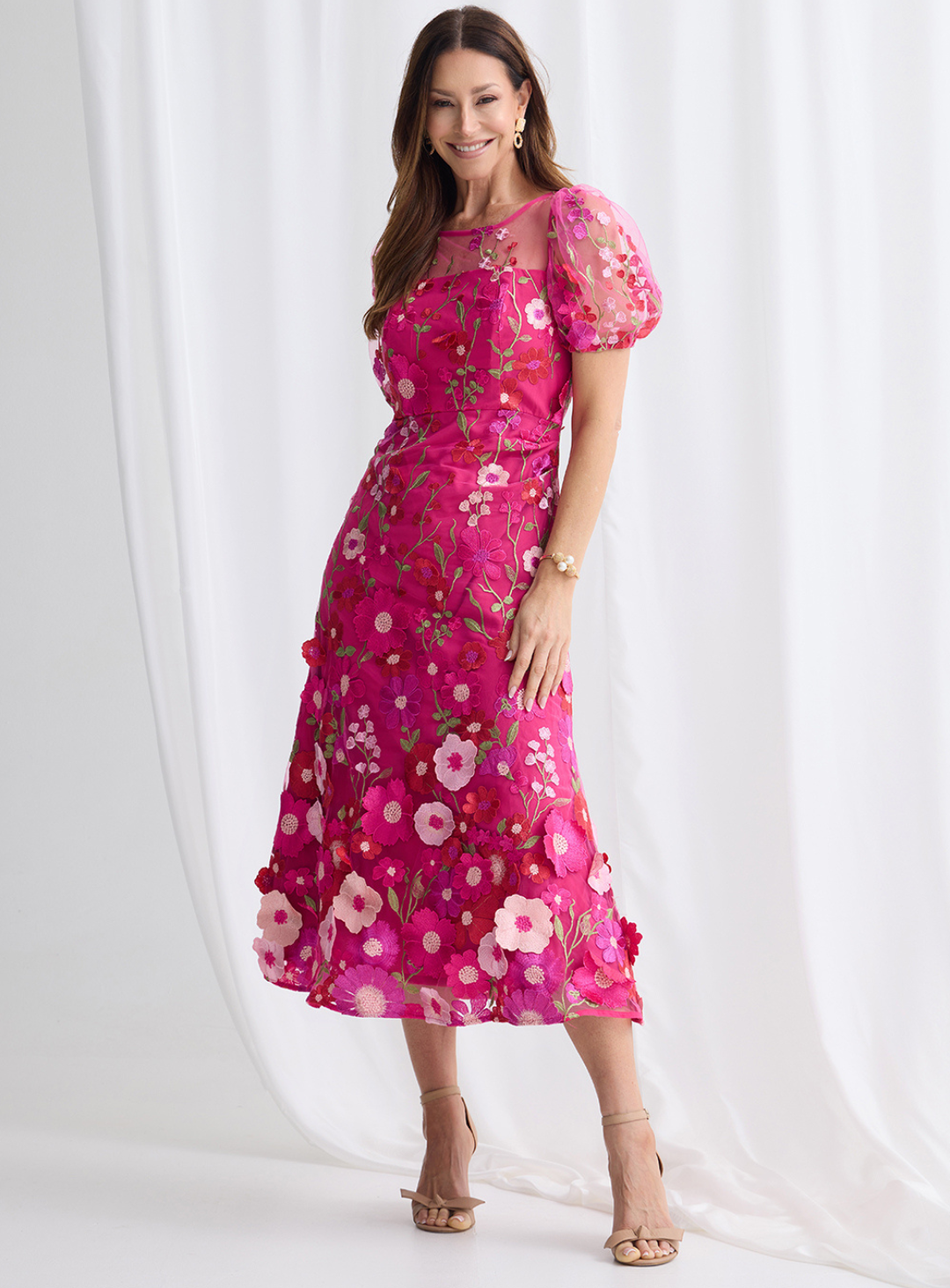 Lizzie Puff Sleeve Midi by Trellis Lane – White Runway