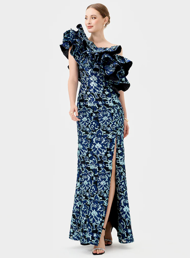 dramatic one shoulder gown for black tie wedding