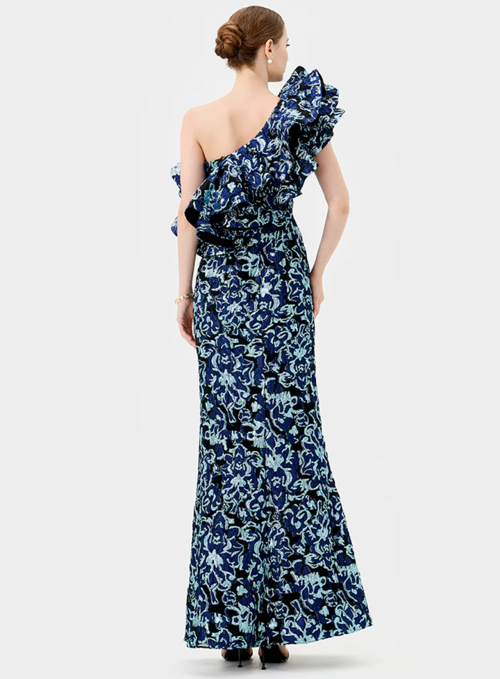 one shoulder bariano dress with dramatic ruffle shoulder detail