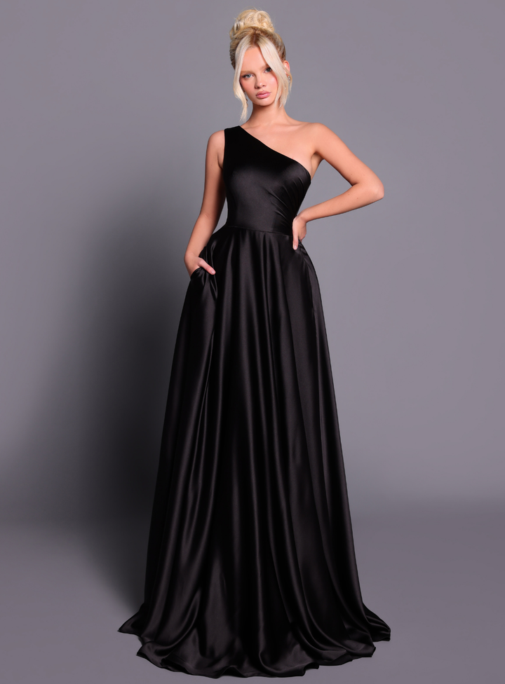 Isla Gown NBM2023 by Nicoletta