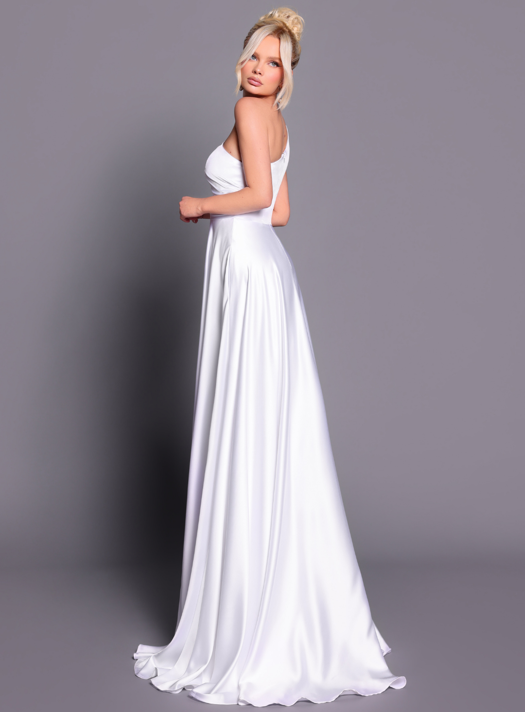 Isla Gown NBM2023 by Nicoletta