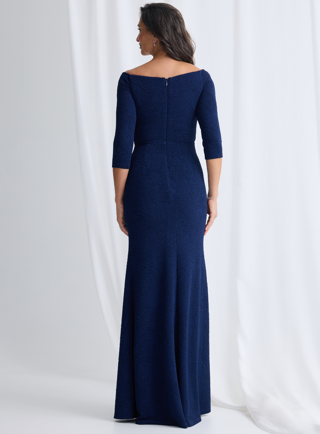 Vianne Sleeved Gown
