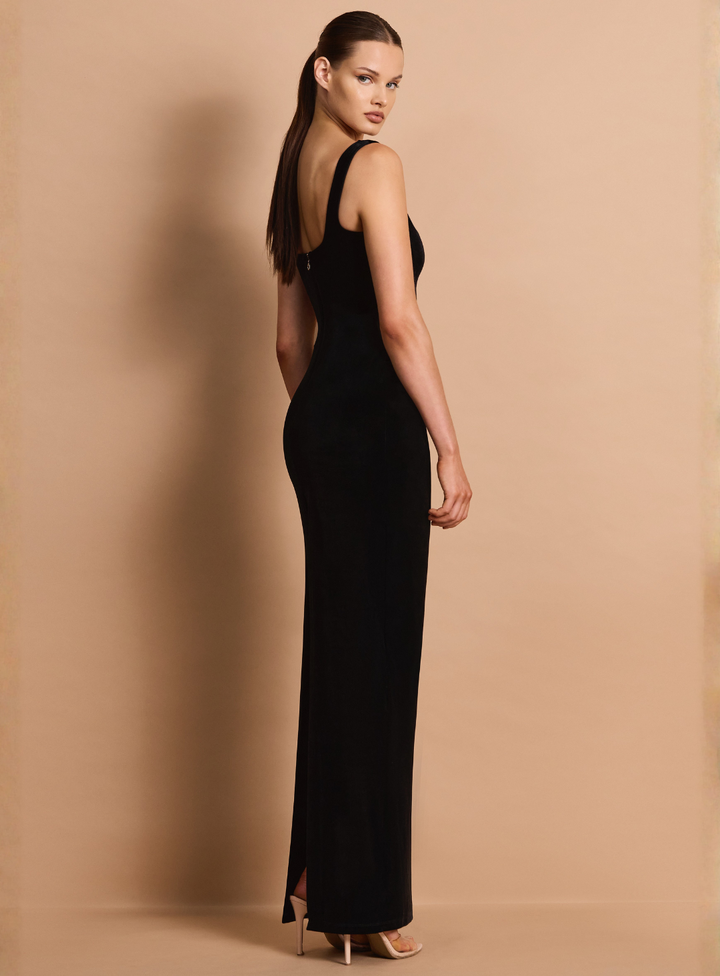 Veda Maxi