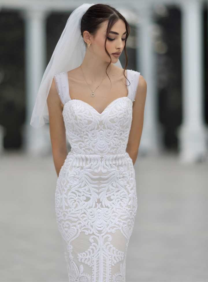 Laini Gown