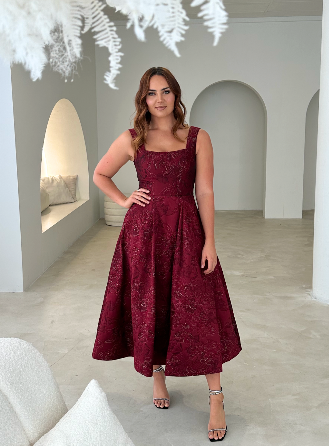 Golden Squared A Line Dress Burgundy Gold size 6 White Runway