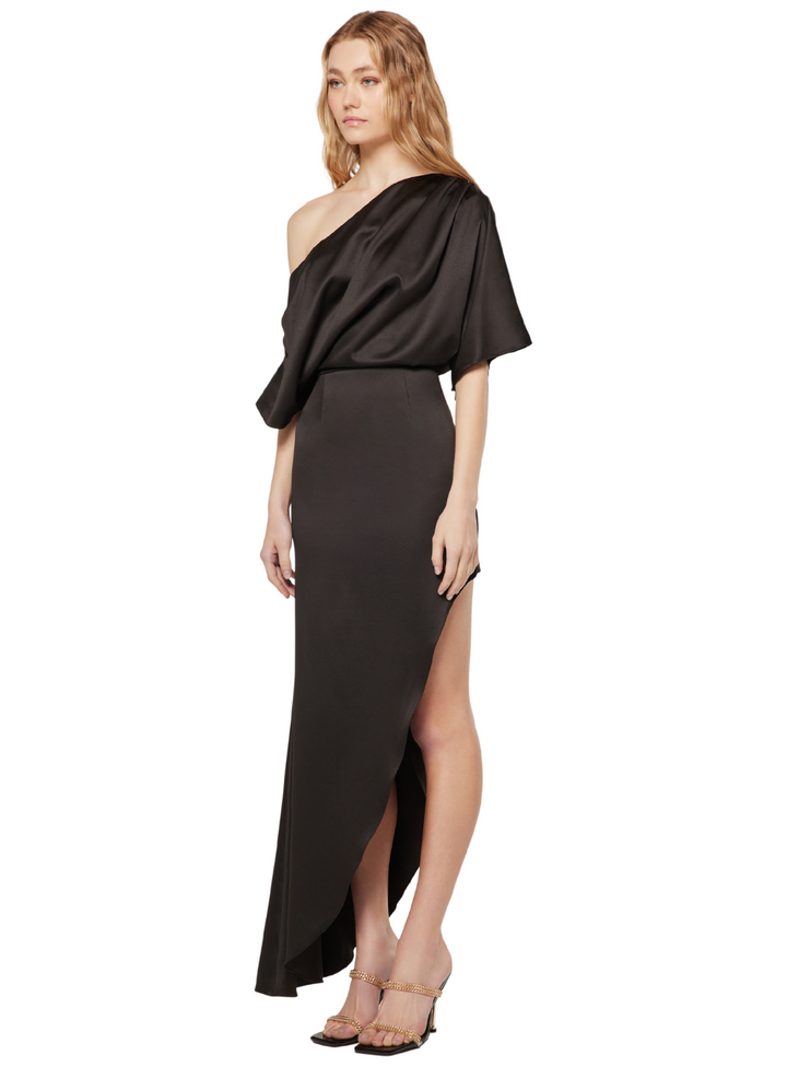 Renders Gown