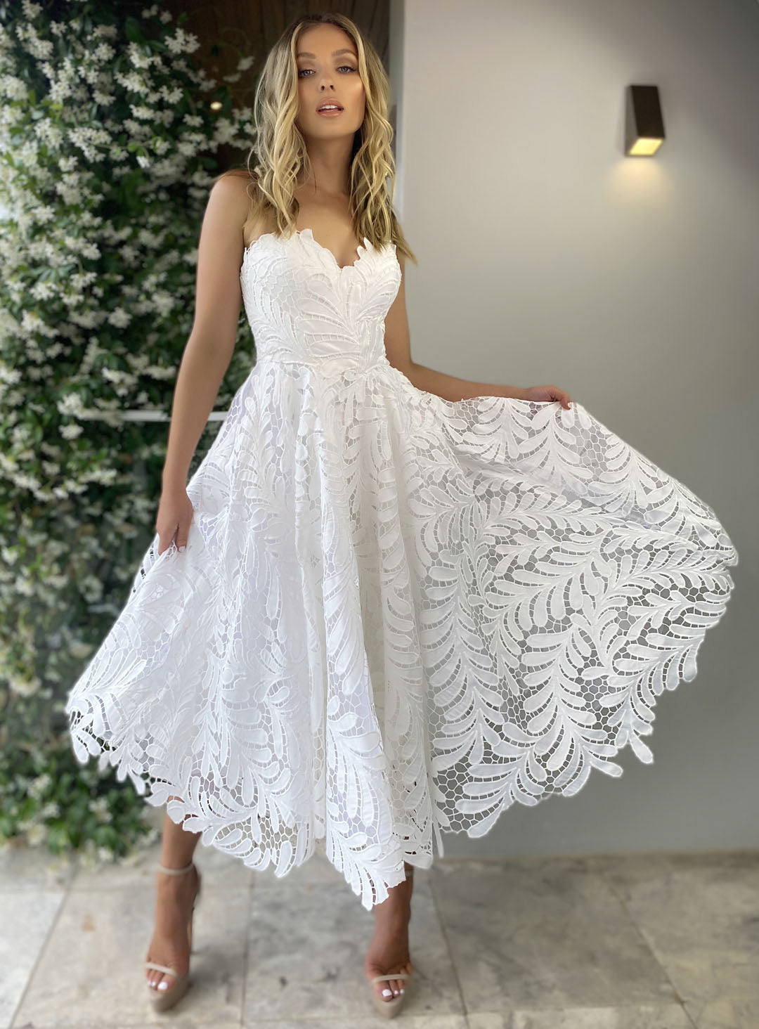 Sandra lace dress white