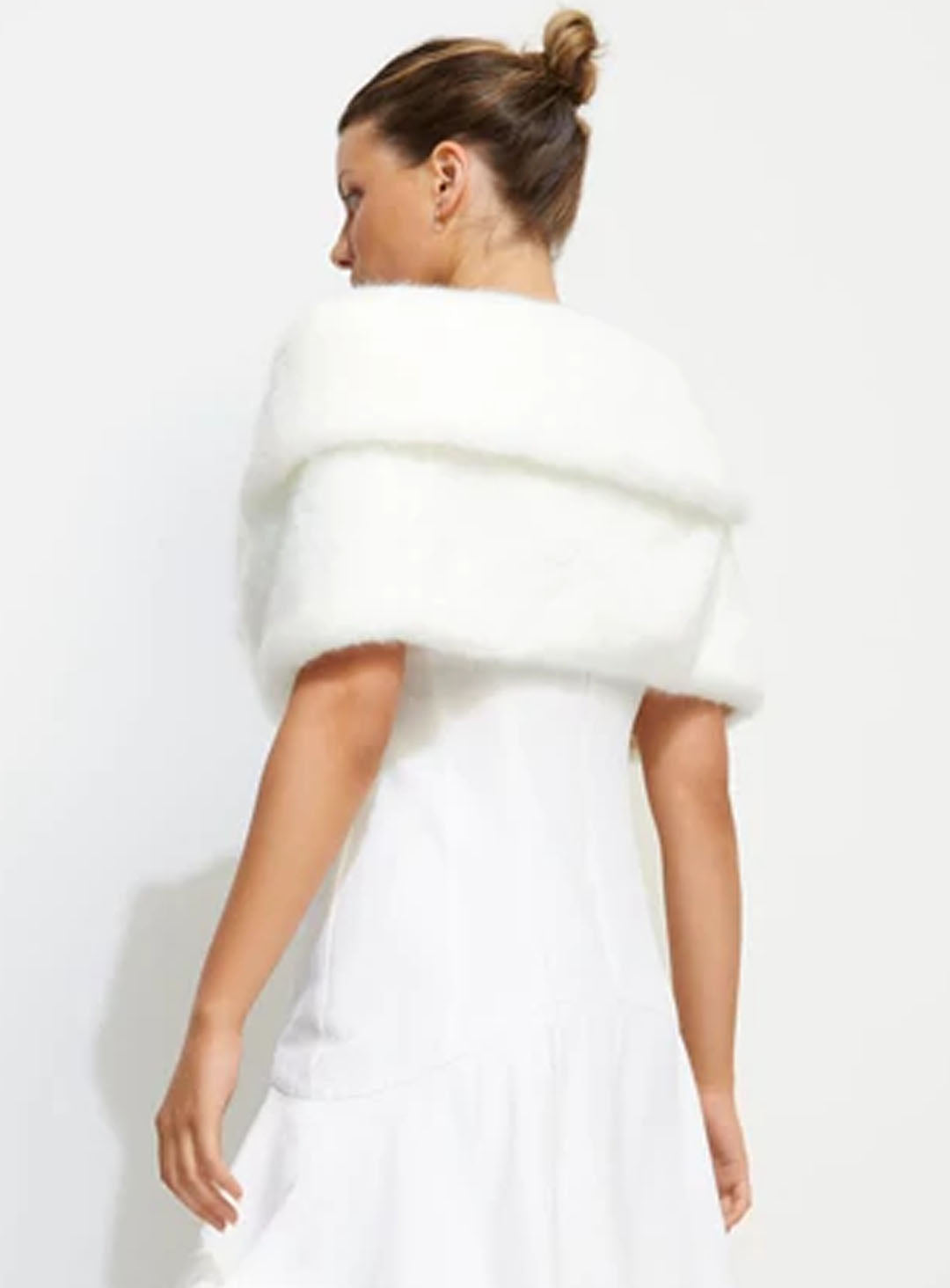 Champagne Wrap in Ivory
