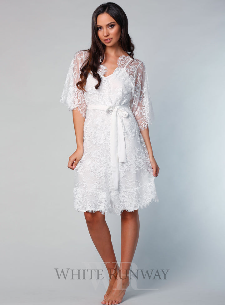 Lyon Short Lace Robe