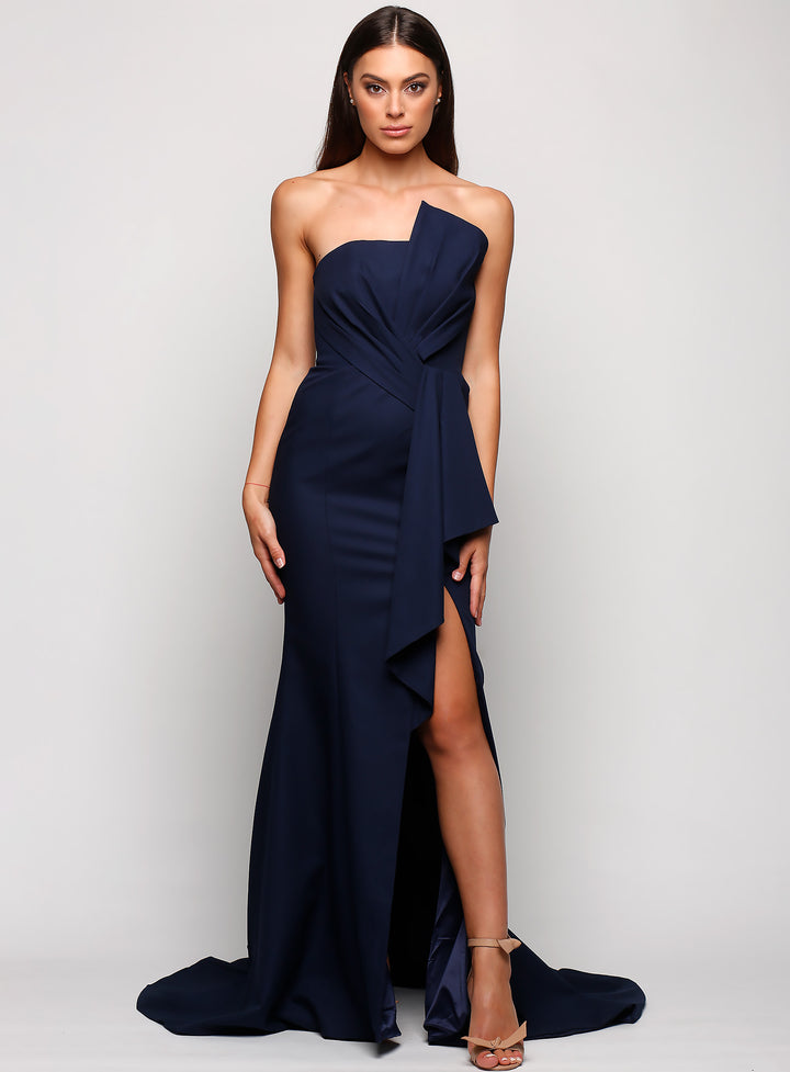 Stellina Gown With Train