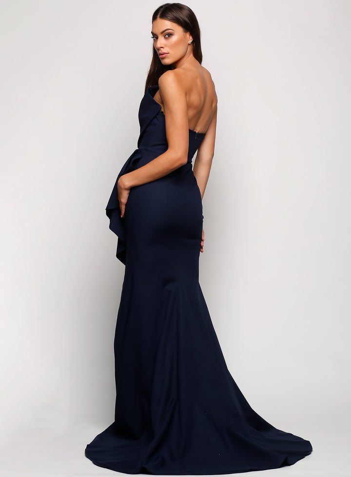 Stellina Gown With Train