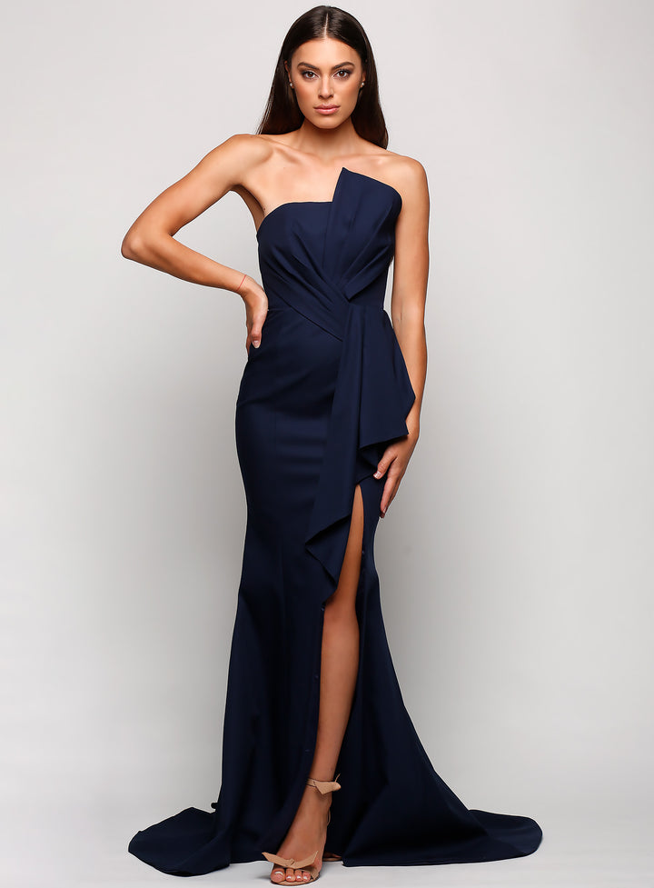 Stellina Gown With Train