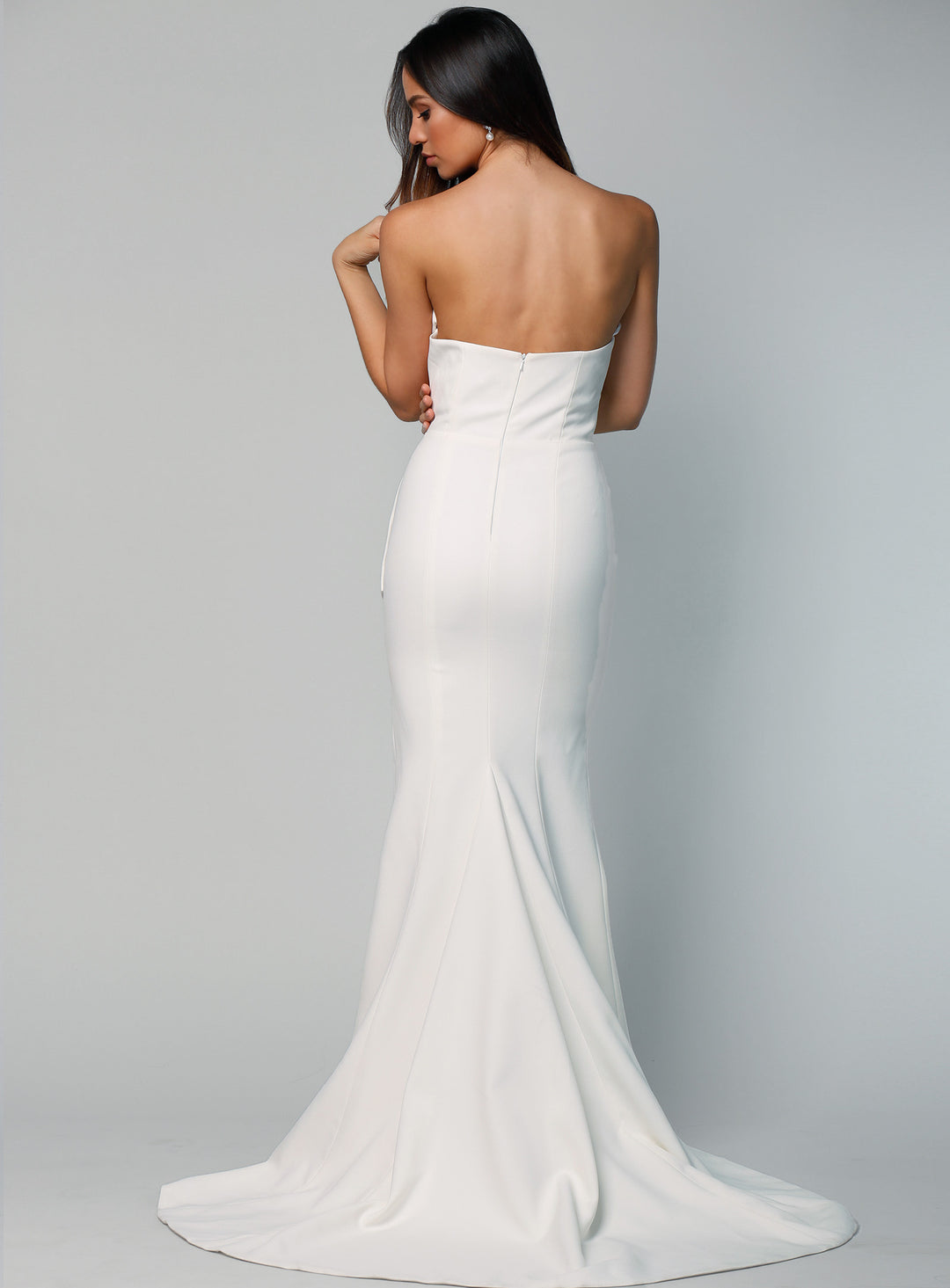 Stellina Gown With Train